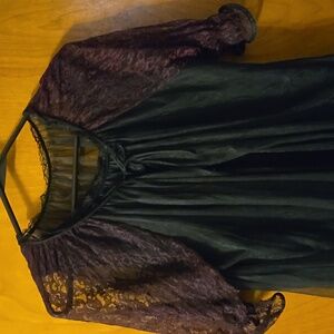 Vintage Elegant Lace Dress Nightgown & Robe : MB